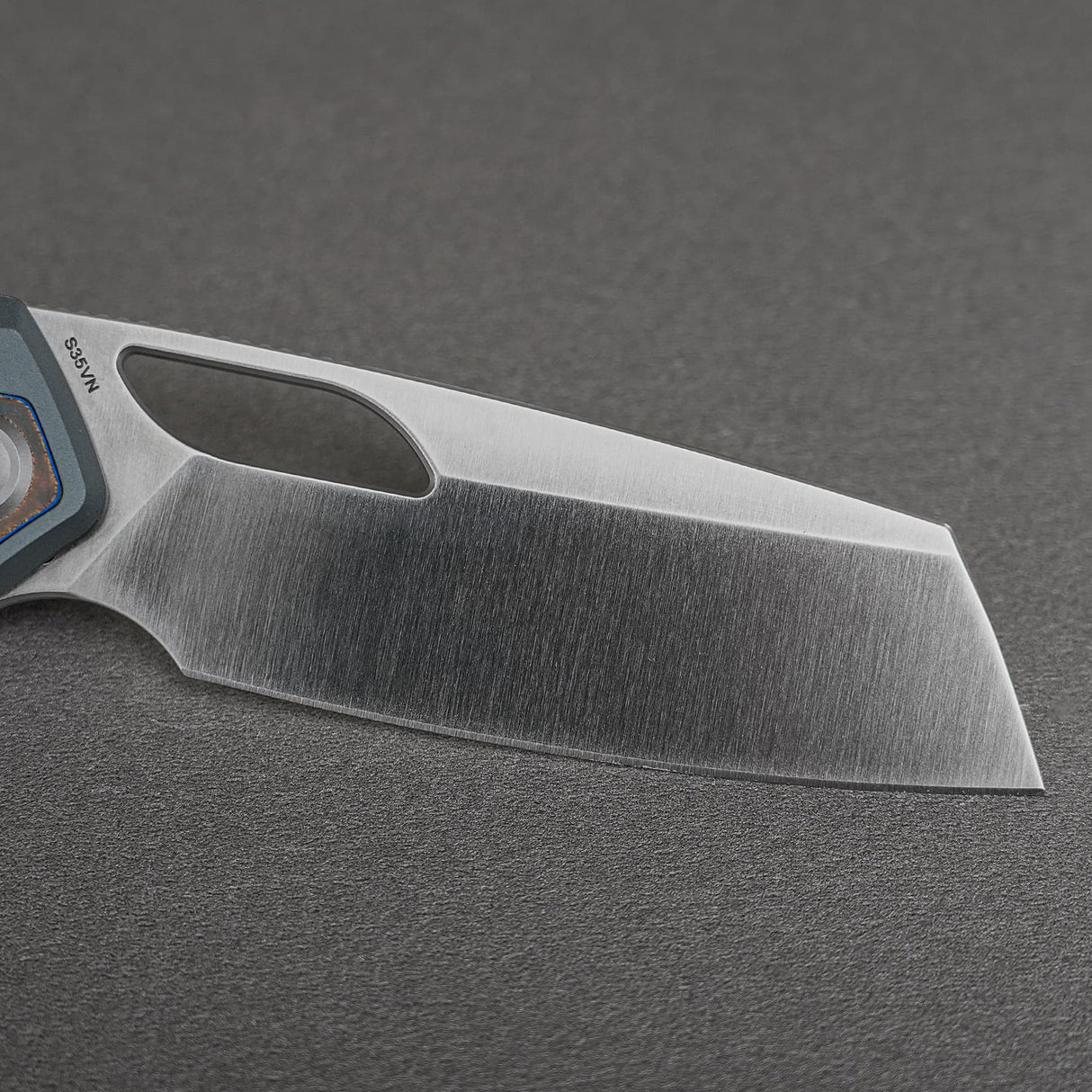 Kroc 329 | Grey Aluminium Ocean Micarta + Satin S35VN - A1813