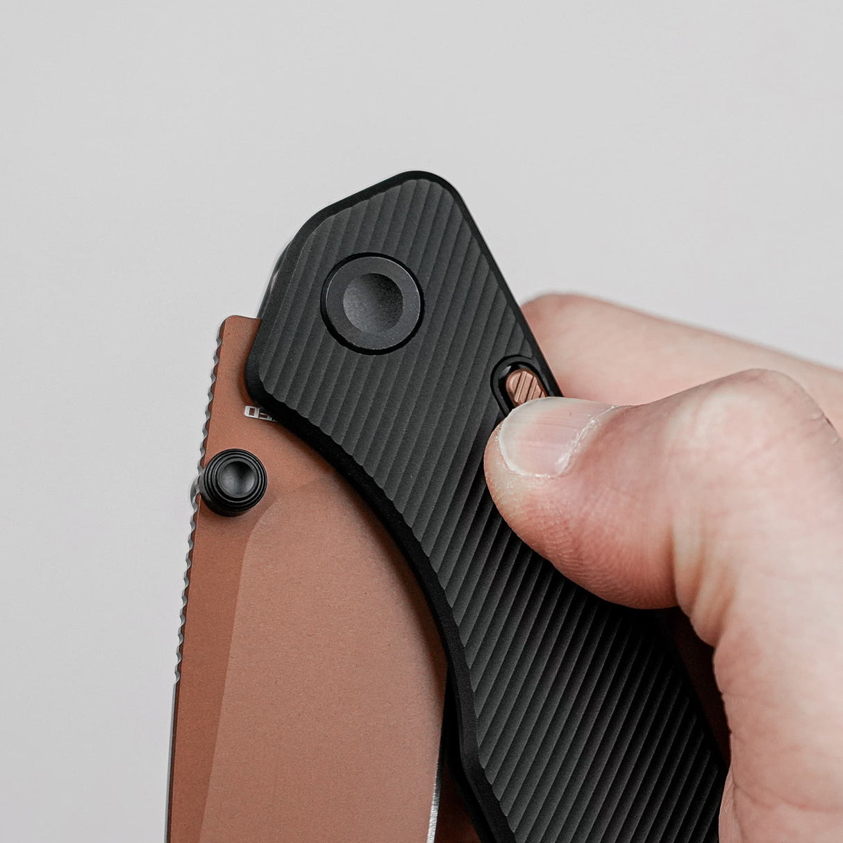 Marten 330 | Black Aluminium + Copper Dune 154CM - A1613