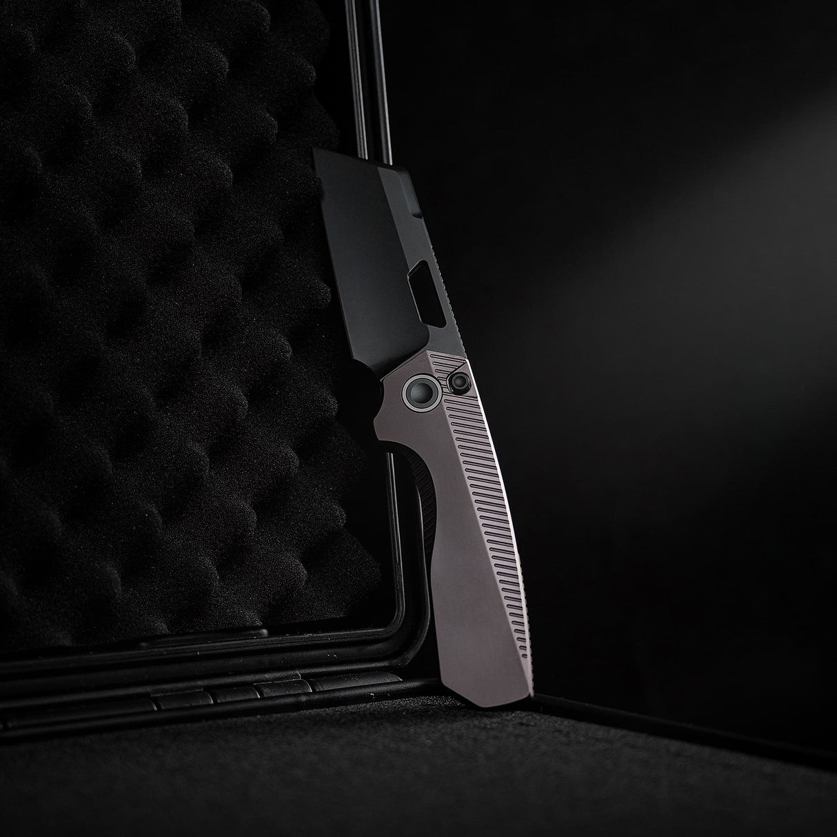 Nip-L | Dark Red/Purple Ti + Blackwashed Elmax - A4204