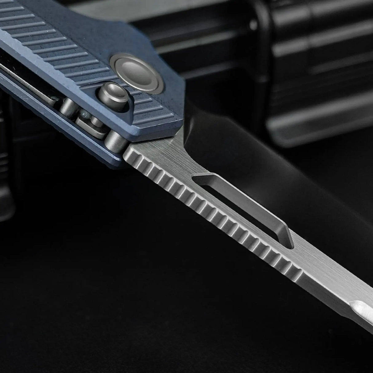 Nip-L | Blue Ti + Satin Elmax - A4202