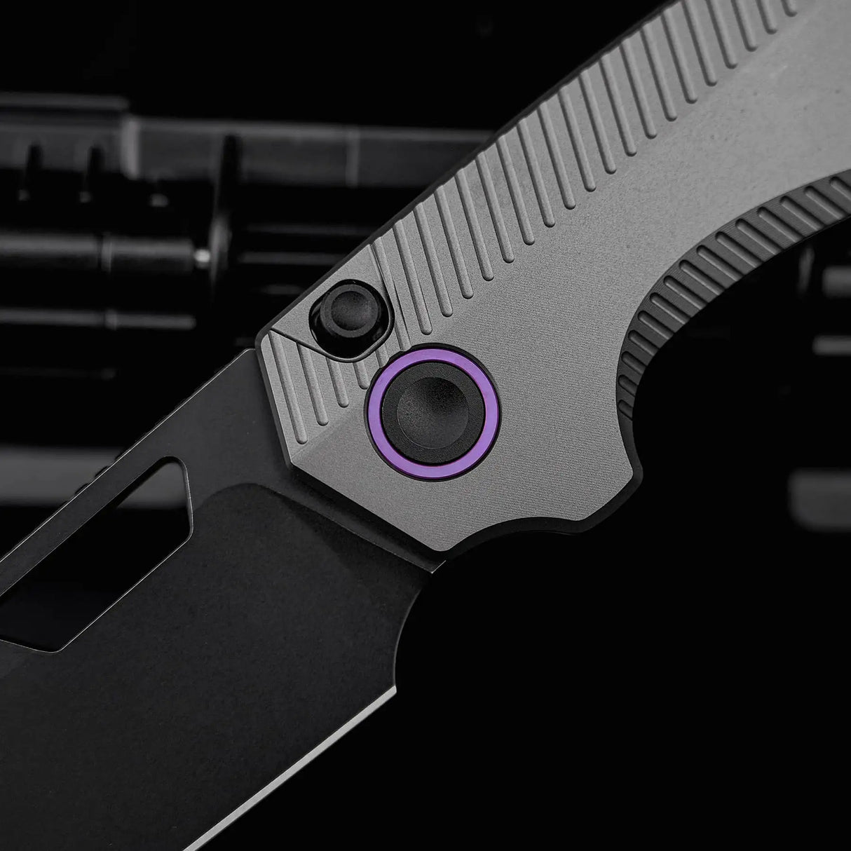 Nip-L | Dim Grey Ti + Blackwashed Elmax - A4203