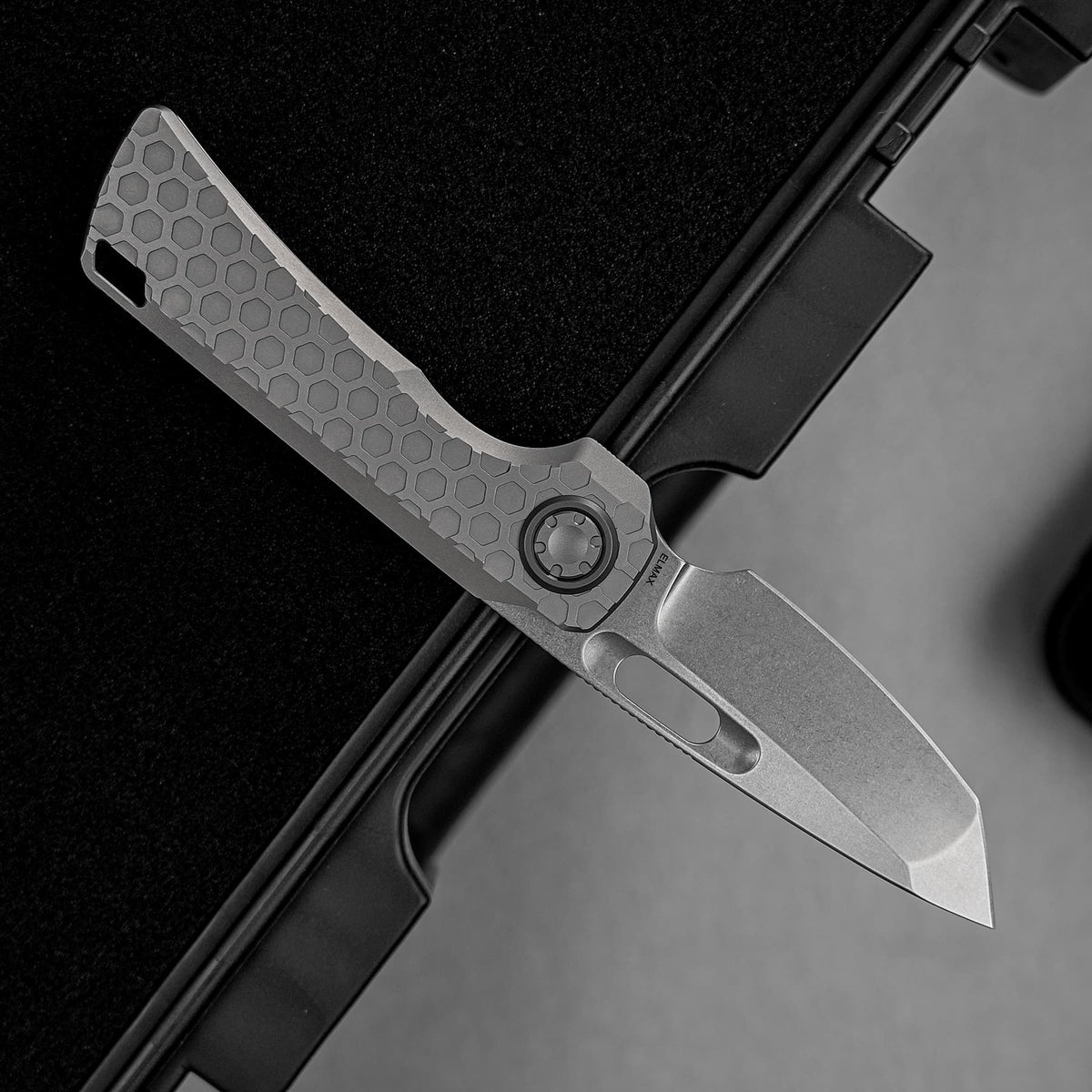 Nymble | Grey Ti + Stonewash Elmax - A4702