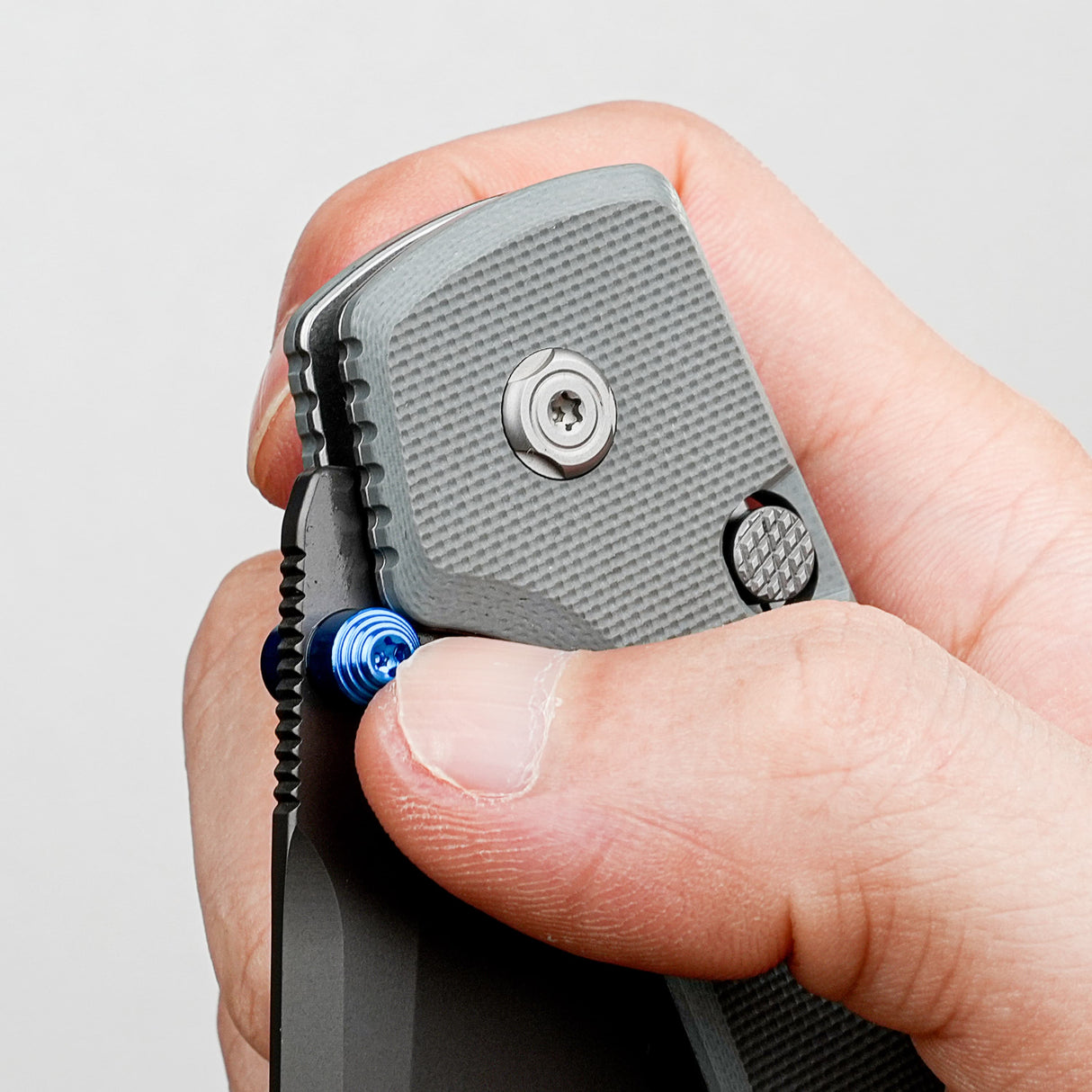 Raccoon  2.0- Top Liner Lock | Grey G10 + Destroyer Grey 14C28N Bowie - A2918