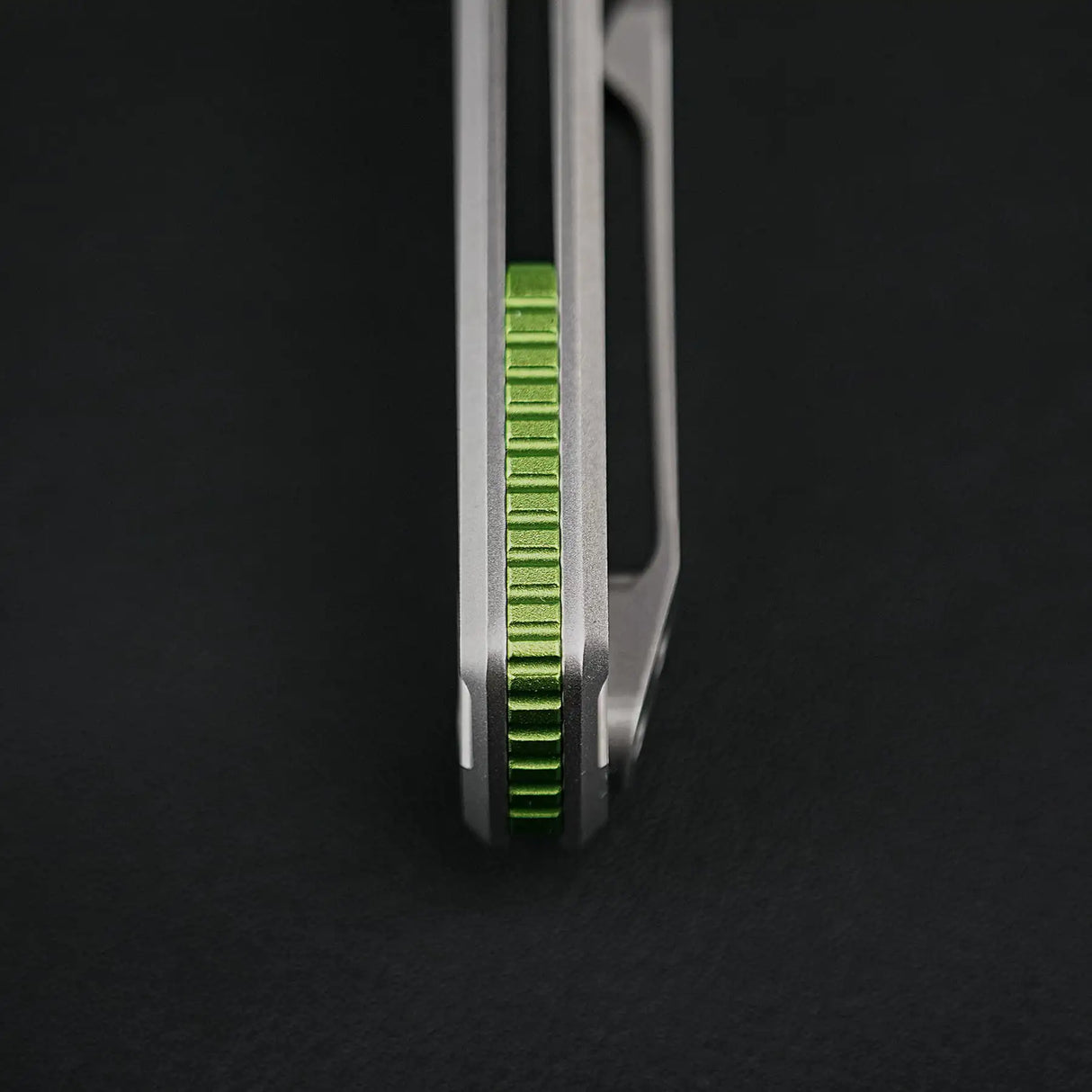 Raccoon TiSlim™ | Grey Ti + Satin 154CM