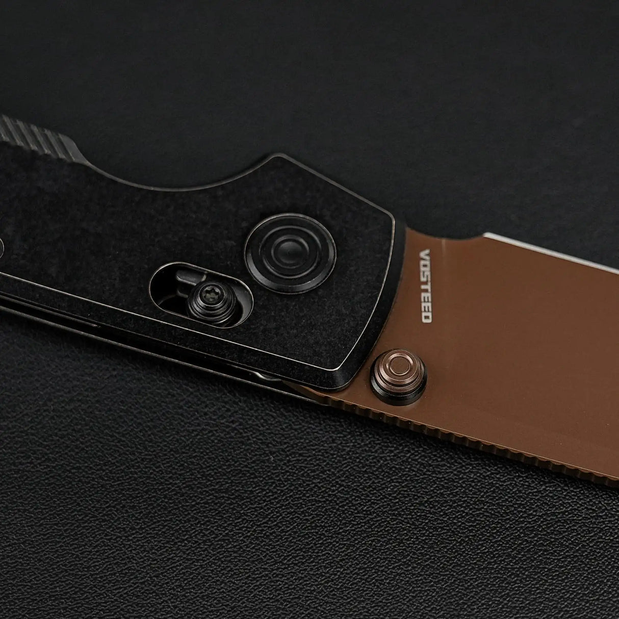 Raccoon TiSlim™ | Black Ti + Copper Dune 154CM
