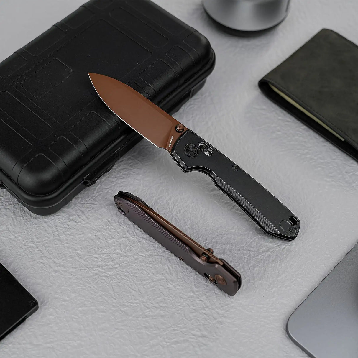 Raccoon TiSlim™ | Black Ti + Copper Dune 154CM