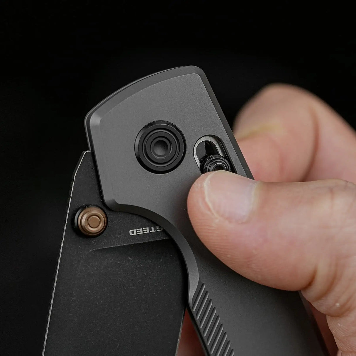 Raccoon TiSlim™ | Dim Grey Ti + Blackwash 154CM