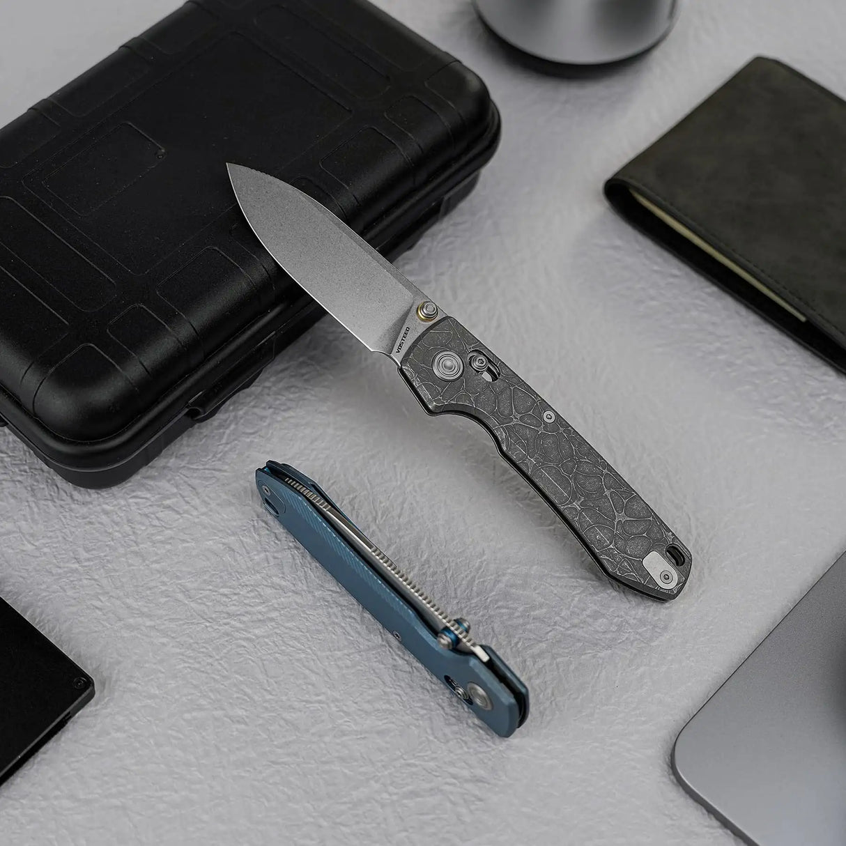 Raccoon TiSlim™ | Acid Wash Grey Ti + Stonewash S35VN