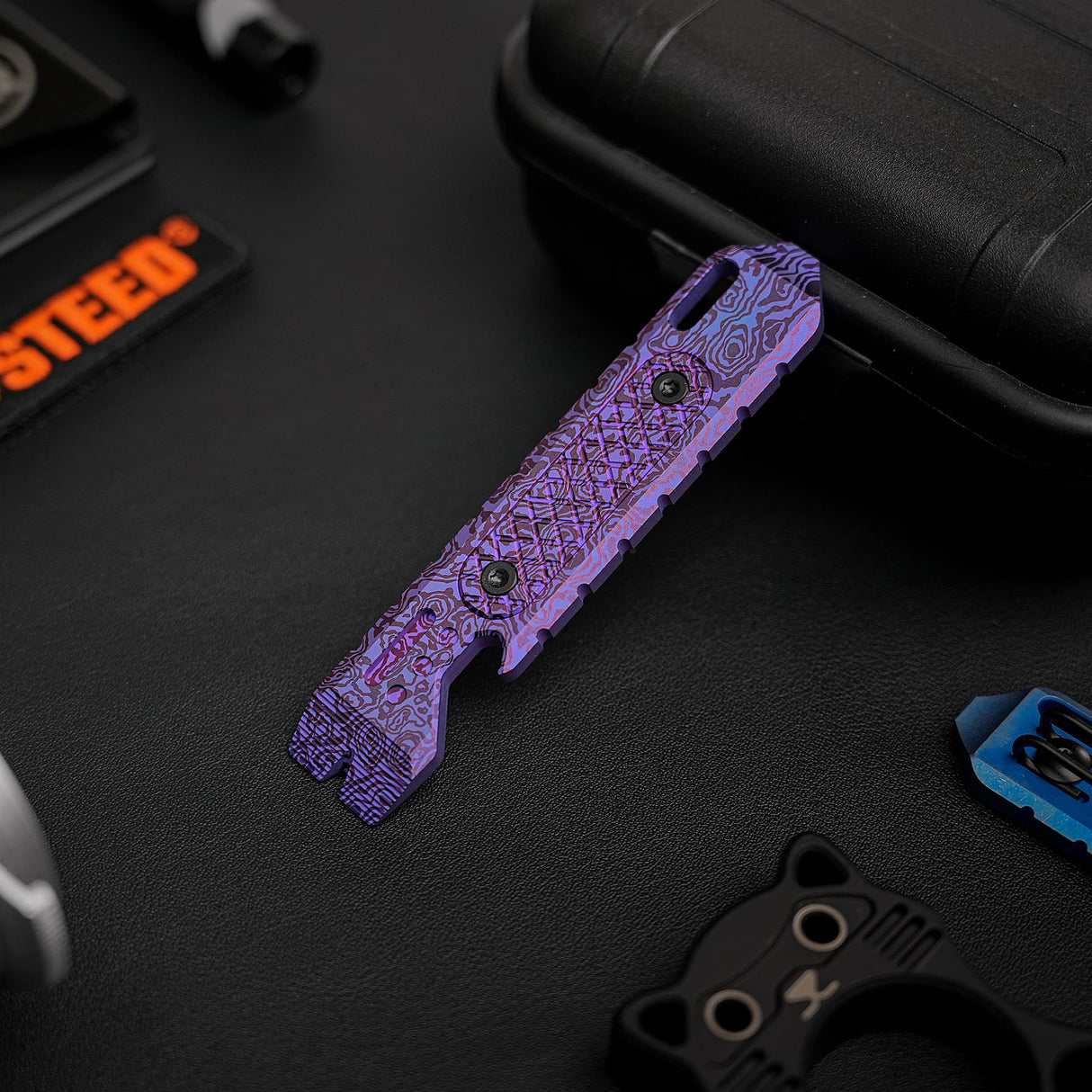 Shark Bomb Prybar 2.0 | Purple Threads Ti - X0174