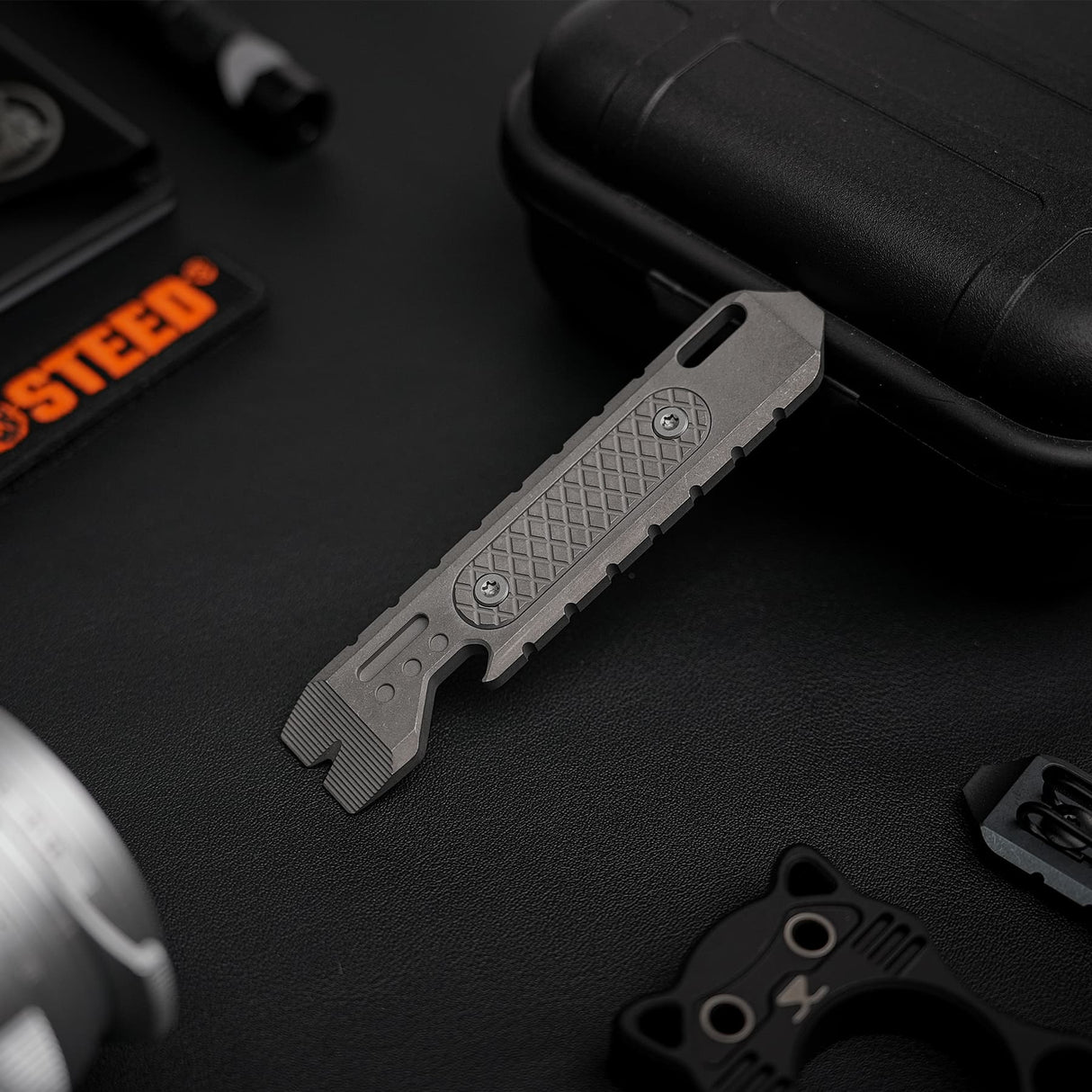 Shark Bomb Prybar 2.0 | Stonewash Ti - X0168