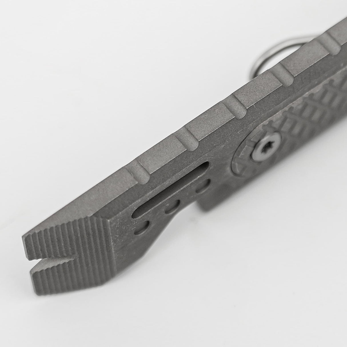 Shark Bomb Prybar 2.0 | Stonewash Ti - X0168