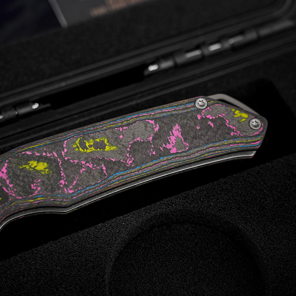 Thunderbird V | CamoCarbon Ultimate Warrior + Dual Satin & Bead Blast M390 - A0322