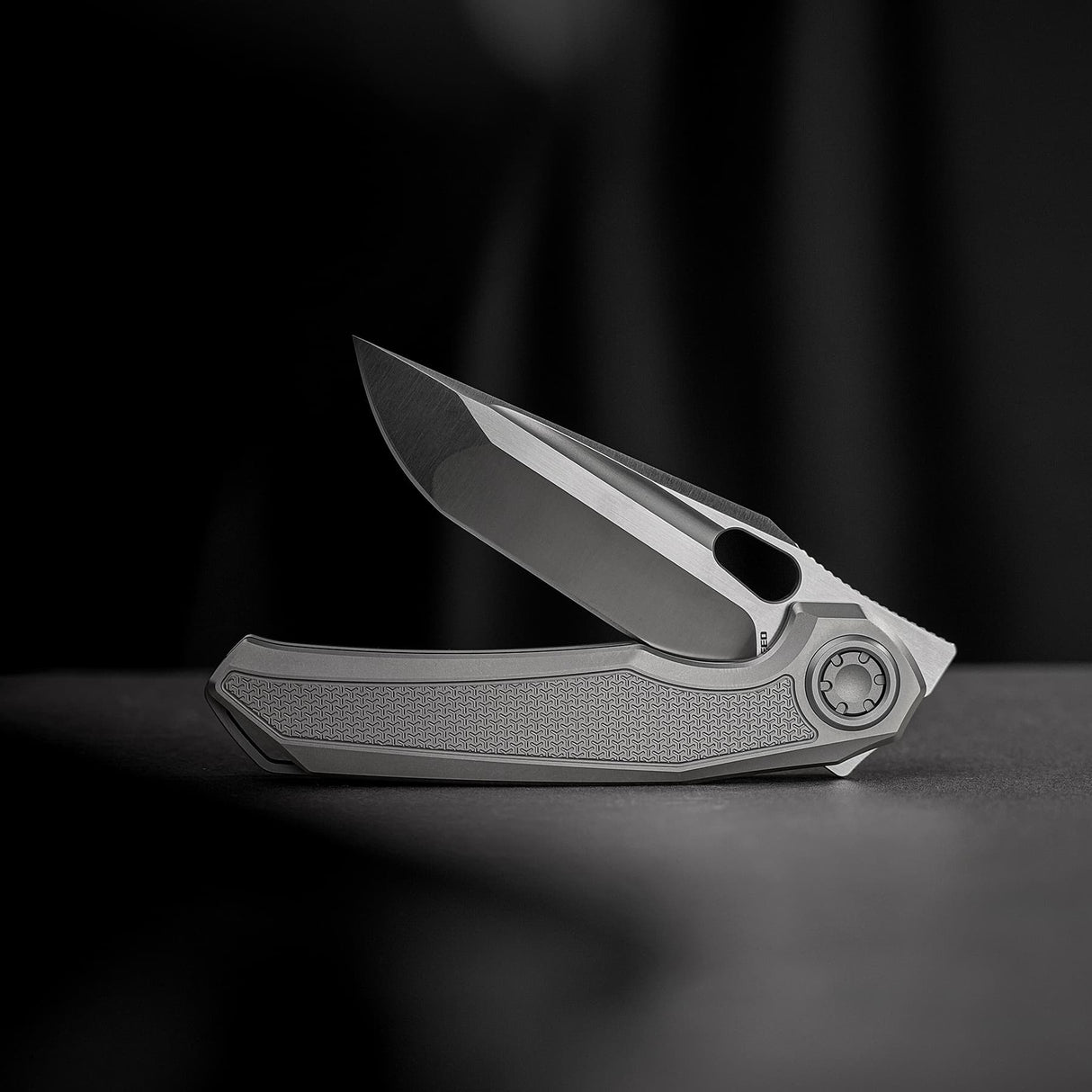 Thunderbird V | Grey Ti + Dual Satin & Bead Blast M390 - A0324