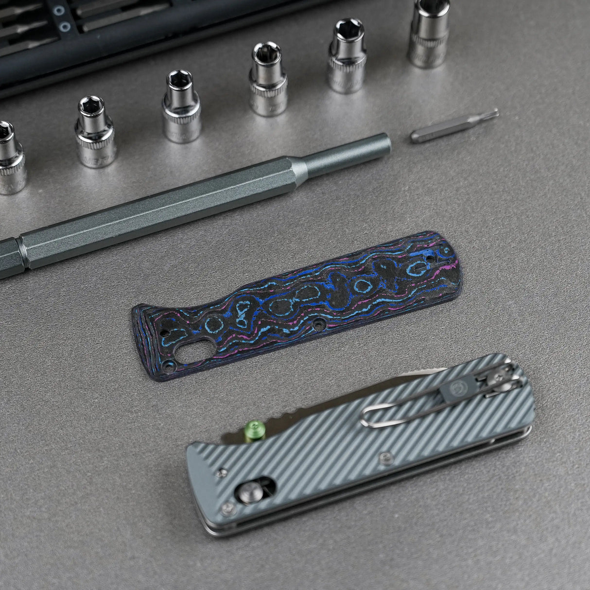 Vombat Handle Scales - Damtanium Camo Carbon