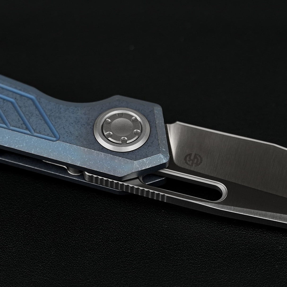 Xeno | Blue Ti + Satin Vanax