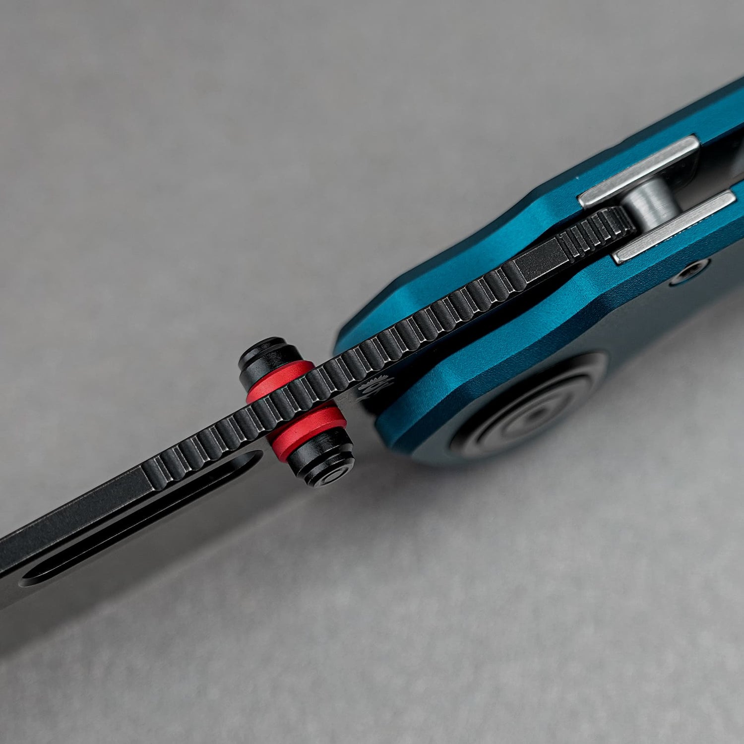 Zander - Vanchor Lock® | Steel Blue Aluminium + Blackwash S35VN - A4603