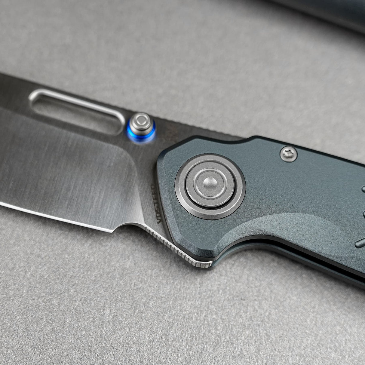 Zander - Vanchor Lock® | Grey Aluminium + Satin S35VN - A4605