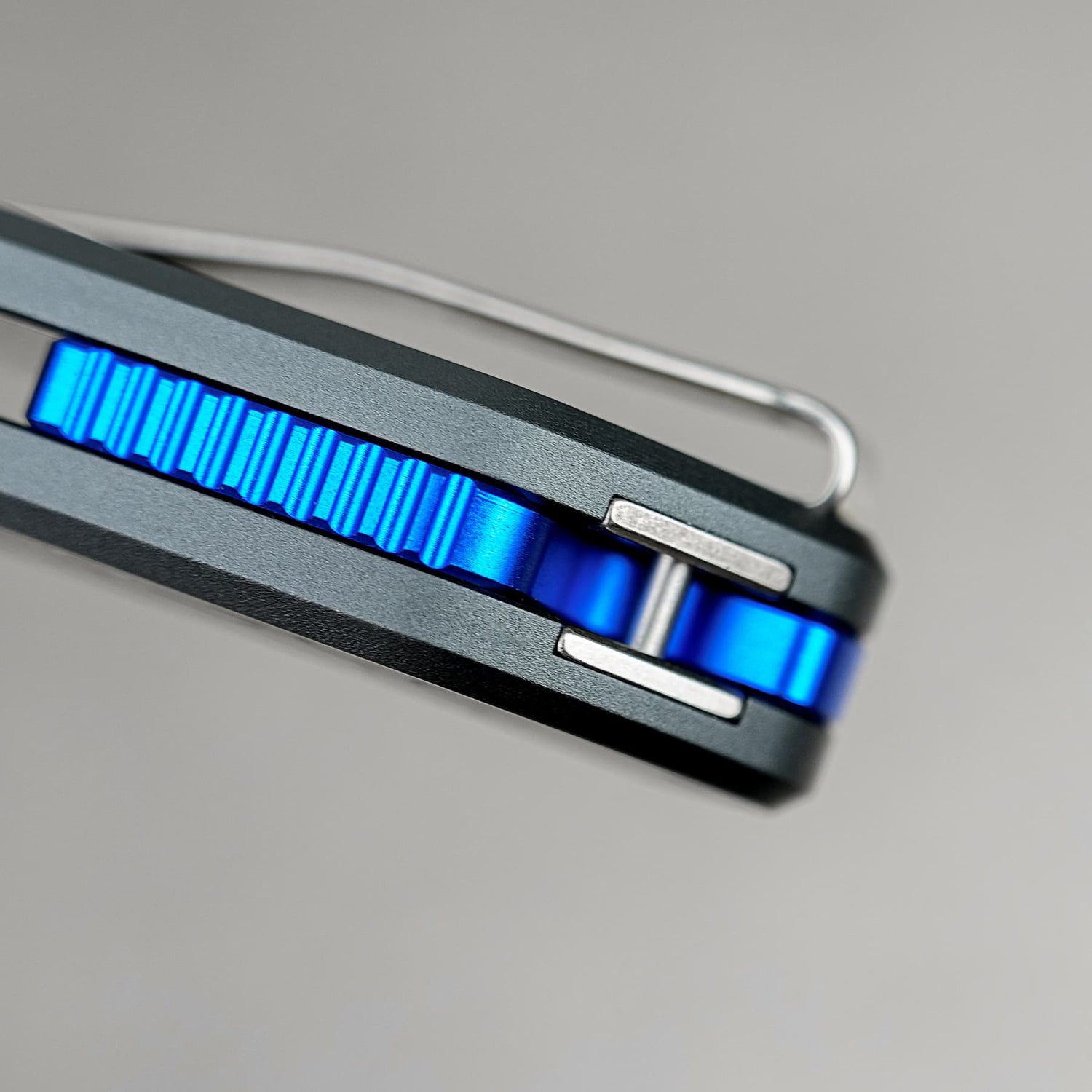 Zander - Vanchor Lock® | Grey Aluminium + Satin S35VN - A4605