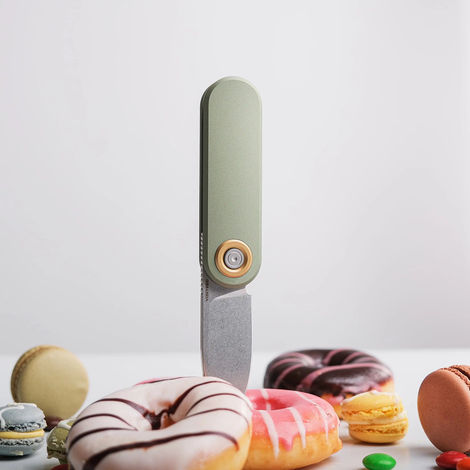 Corgi V | Green Aluminium + 14C28N - A3702